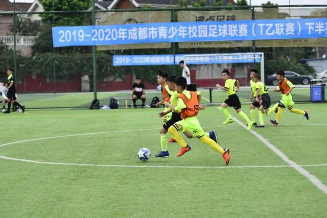 记者：李可完成小腿血管搭桥手术已回上海，需2-3个月完全康复